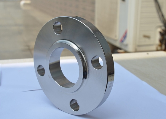 A solda forjada do soquete A105 aumentou a flange Sch40 da cara