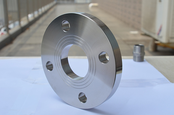 Deslizamento do aço carbono de DN15-DN3000 Pn6-Pn100 nas flanges que revestem a superfície   óleo antiferrugem, galvanização etc.