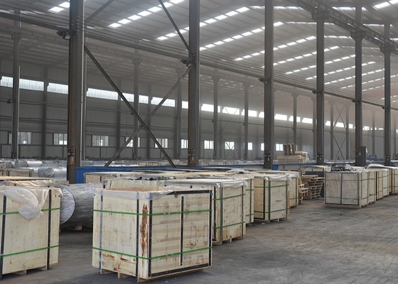 Deslizamento do aço carbono de DN15-DN3000 Pn6-Pn100 nas flanges que revestem a superfície   óleo antiferrugem, galvanização etc.