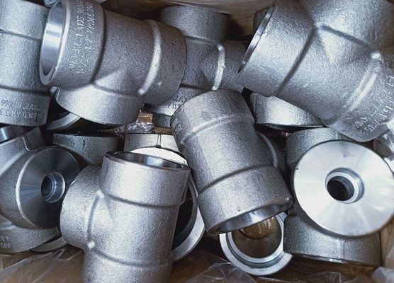 Cotovelo de ASME B16.11 A105 3000 libras de soquete que solda o encaixe de aço forjado rosqueado